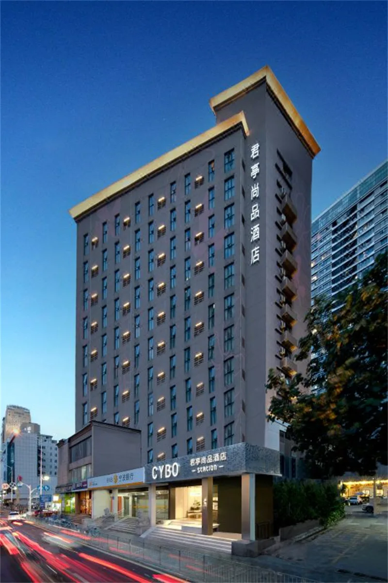 酒店外部.jpg